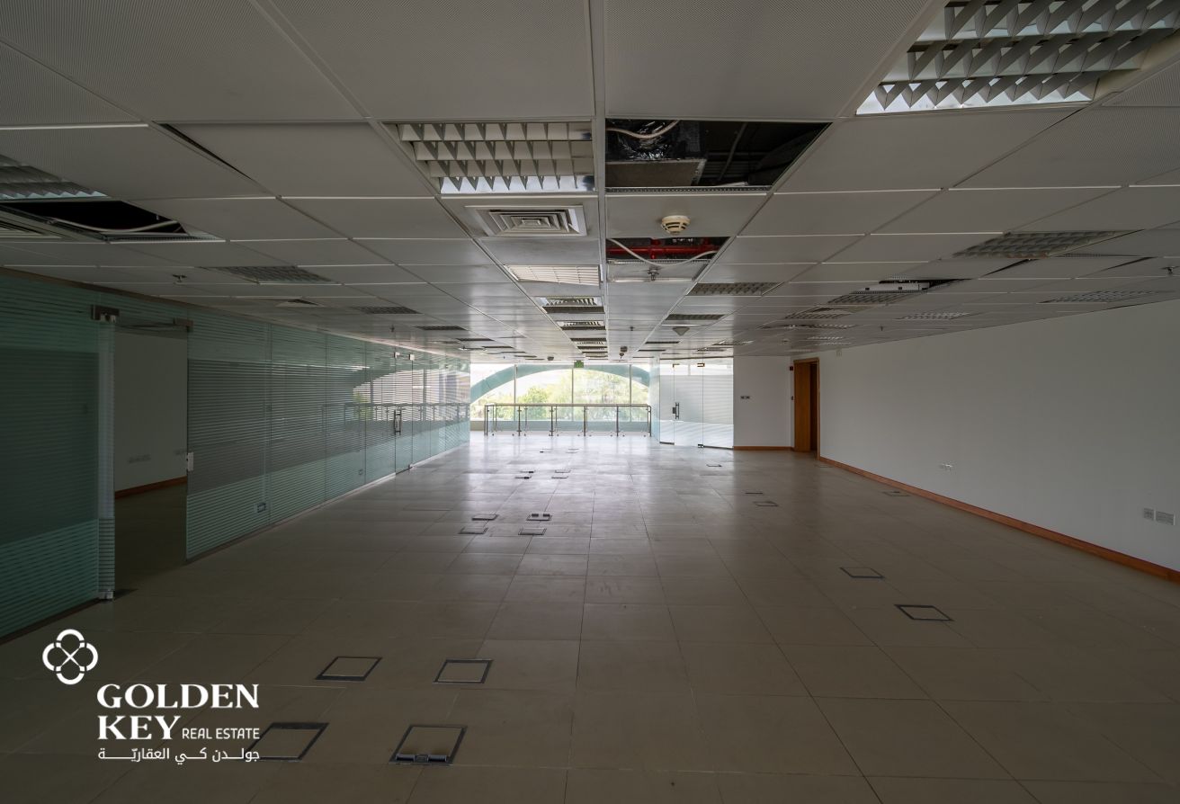 1 Year Grace PeriodꟷCommercial Building for Lease