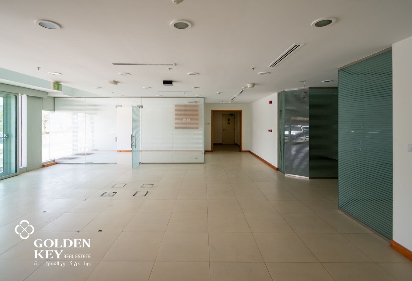 1 Year Grace PeriodꟷCommercial Building for Lease