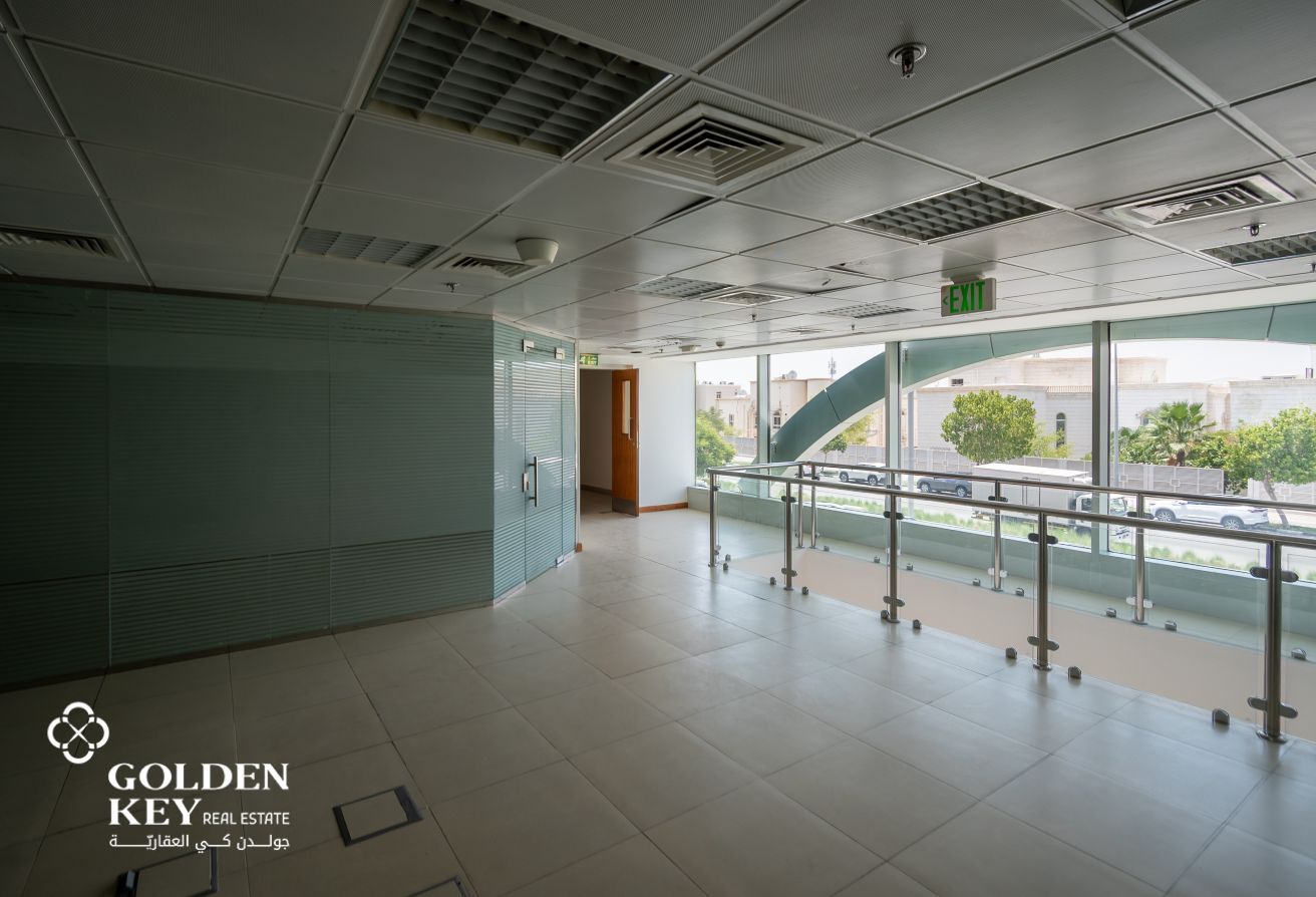 1 Year Grace PeriodꟷCommercial Building for Lease