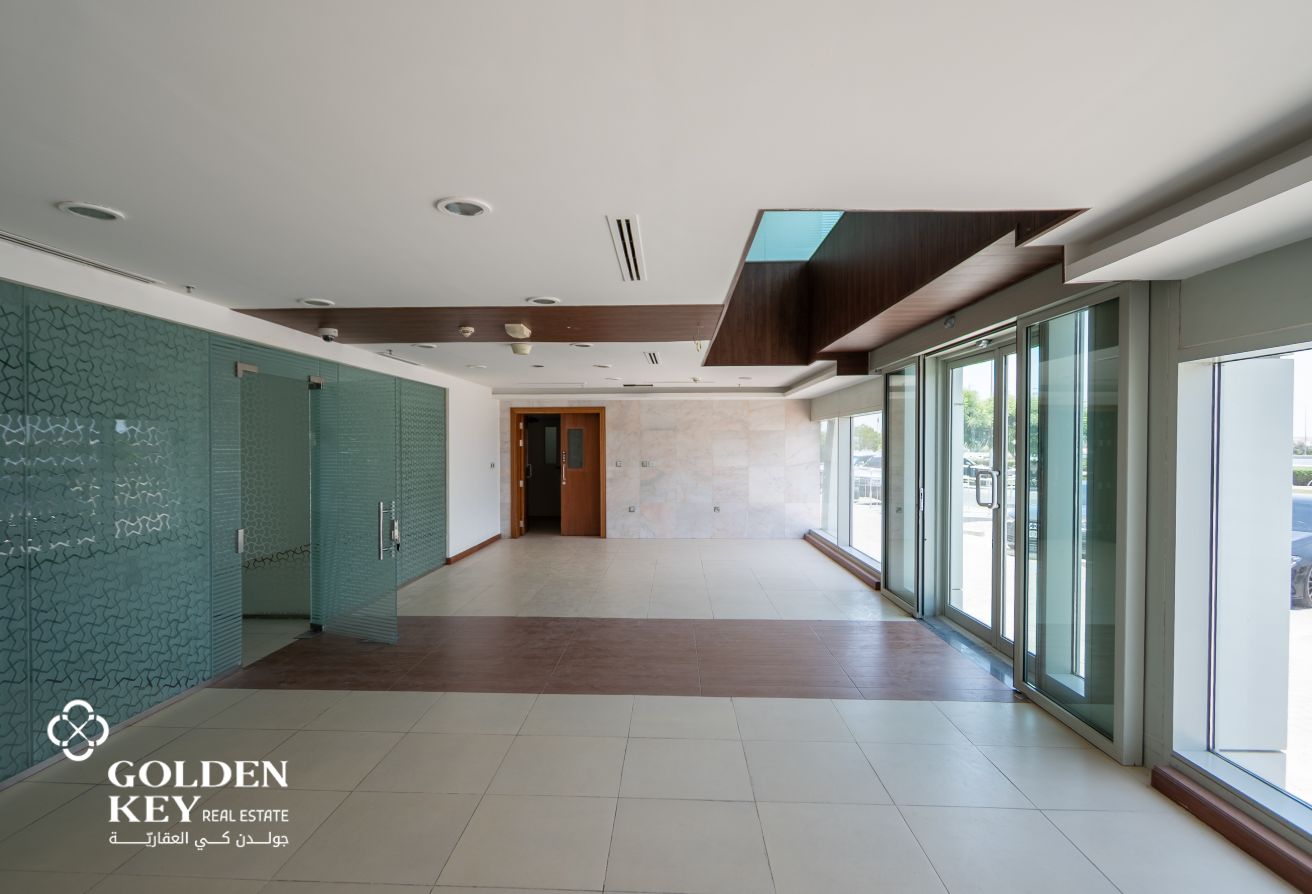 1 Year Grace PeriodꟷCommercial Building for Lease