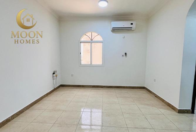 55077854 - Property Main Image