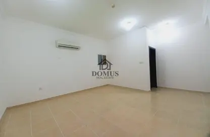 Apartment - 2 Bedrooms - 2 Bathrooms for rent in Hiteen Street - Al Muntazah - Doha