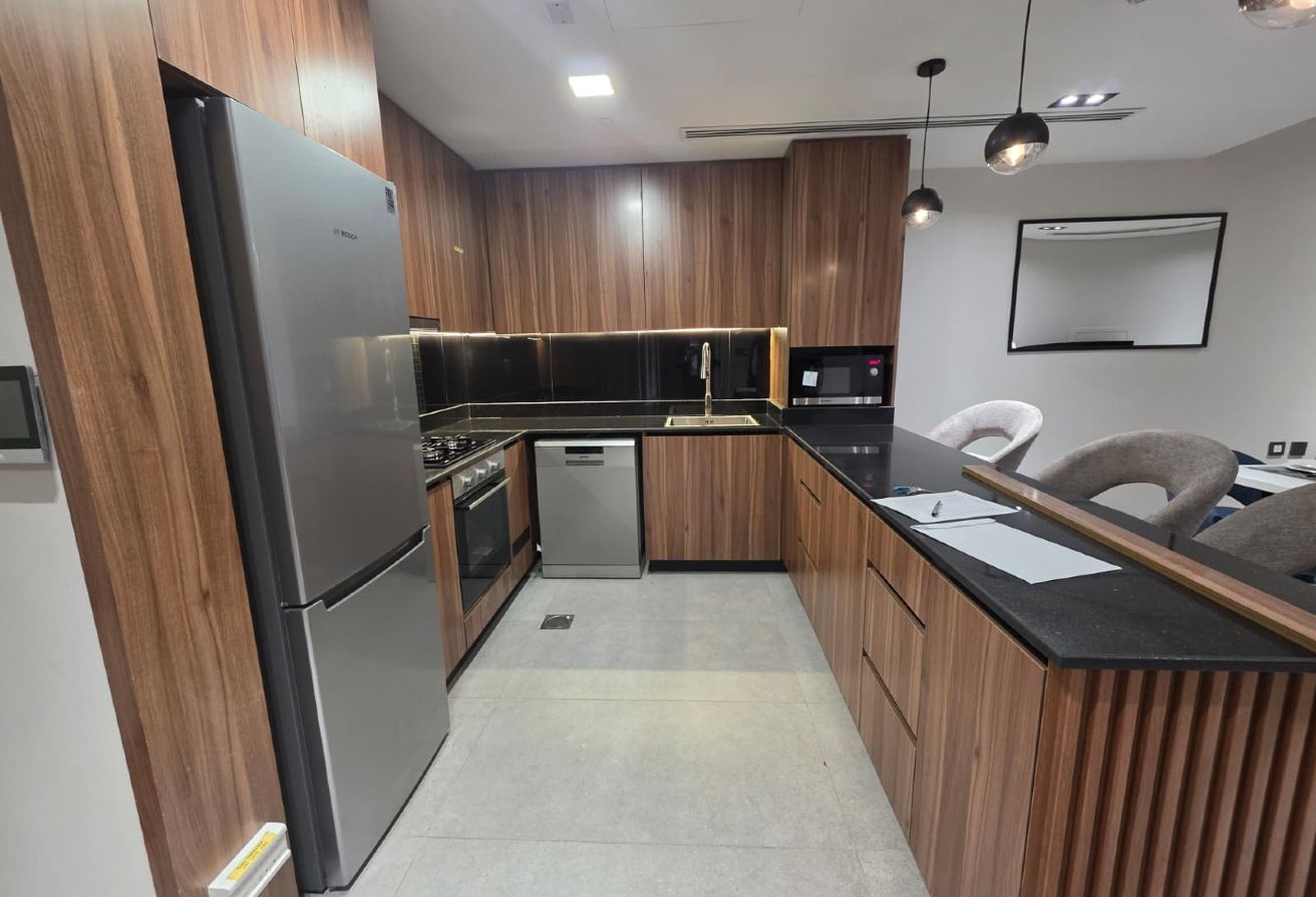 JUST 1 MIN FROM VENDOME MALL | STUDIO FOR SALE | thumbnail 4