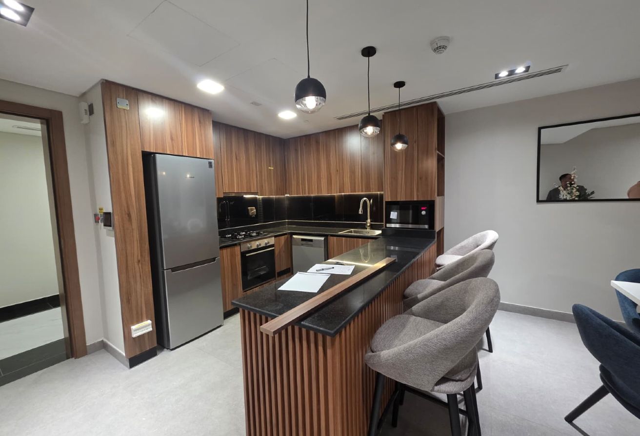 JUST 1 MIN FROM VENDOME MALL | STUDIO FOR SALE | thumbnail 5