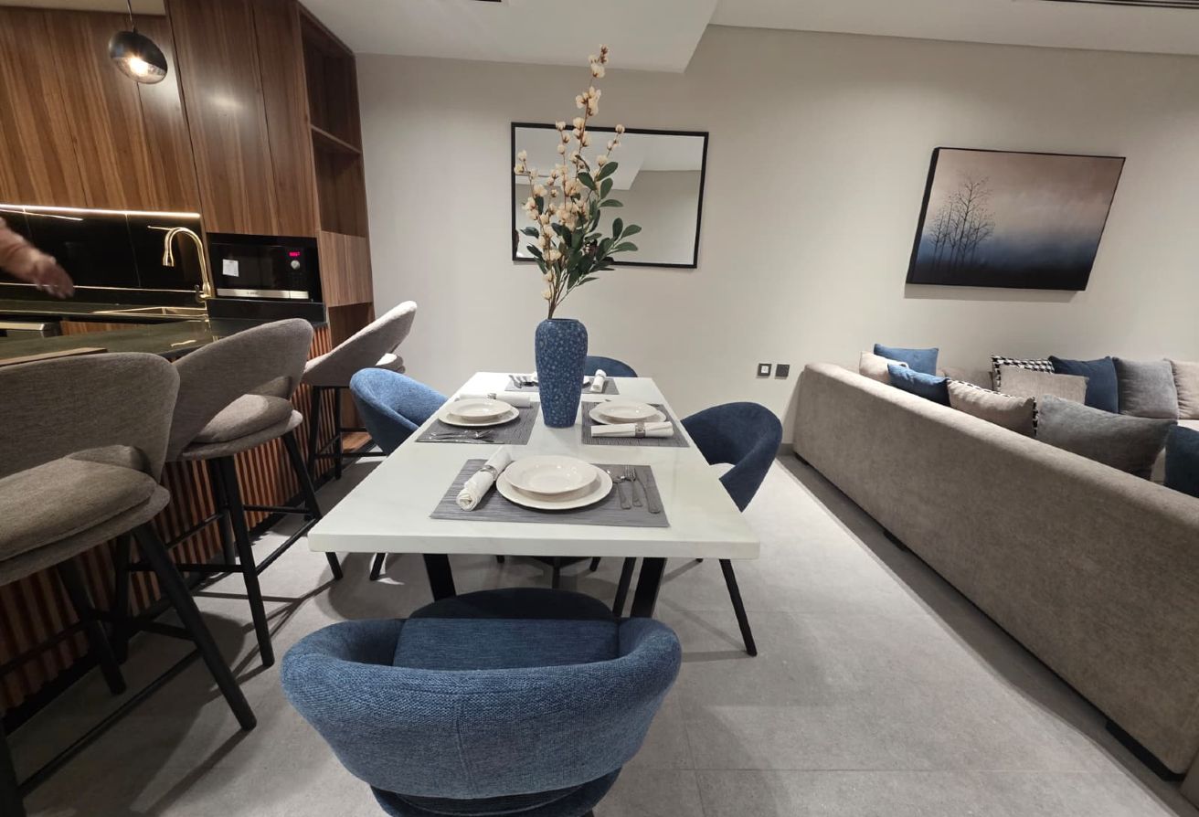 JUST 1 MIN FROM VENDOME MALL | STUDIO FOR SALE | thumbnail 3