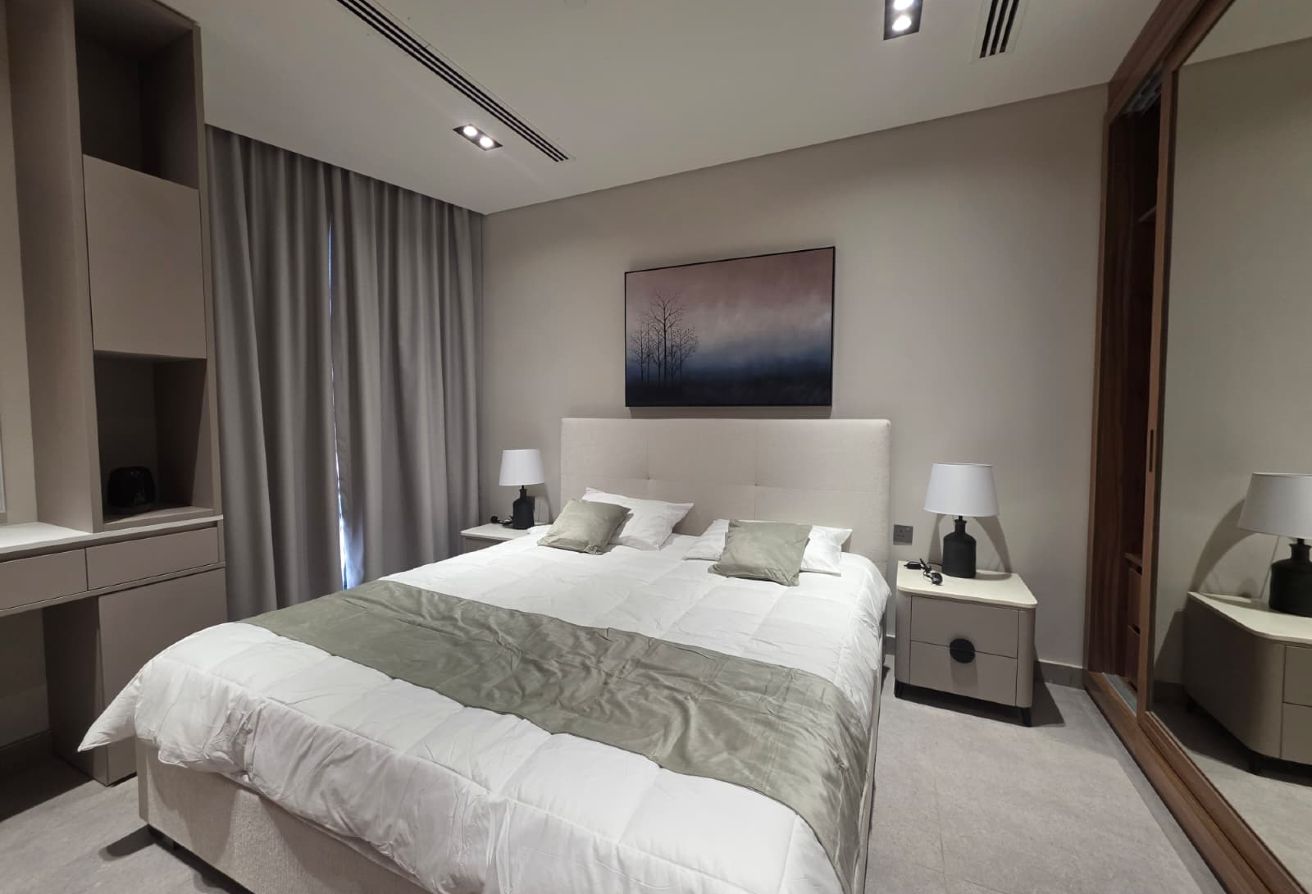 JUST 1 MIN FROM VENDOME MALL | STUDIO FOR SALE | thumbnail 6