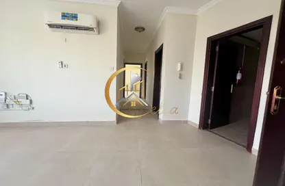 Apartment - 2 Bedrooms - 2 Bathrooms for rent in Mirqab Mall - Al Mirqab Al Jadeed - Doha