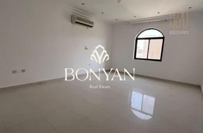 Villa - 6 - 7+ for rent in Al Kharaitiyat - Al Kharaitiyat - Umm Salal Mohammed