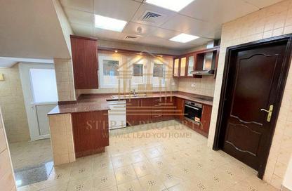 Villa - 3 Bedrooms - 5 Bathrooms for rent in Wadi Al Markh - Muraikh - AlMuraikh - Doha