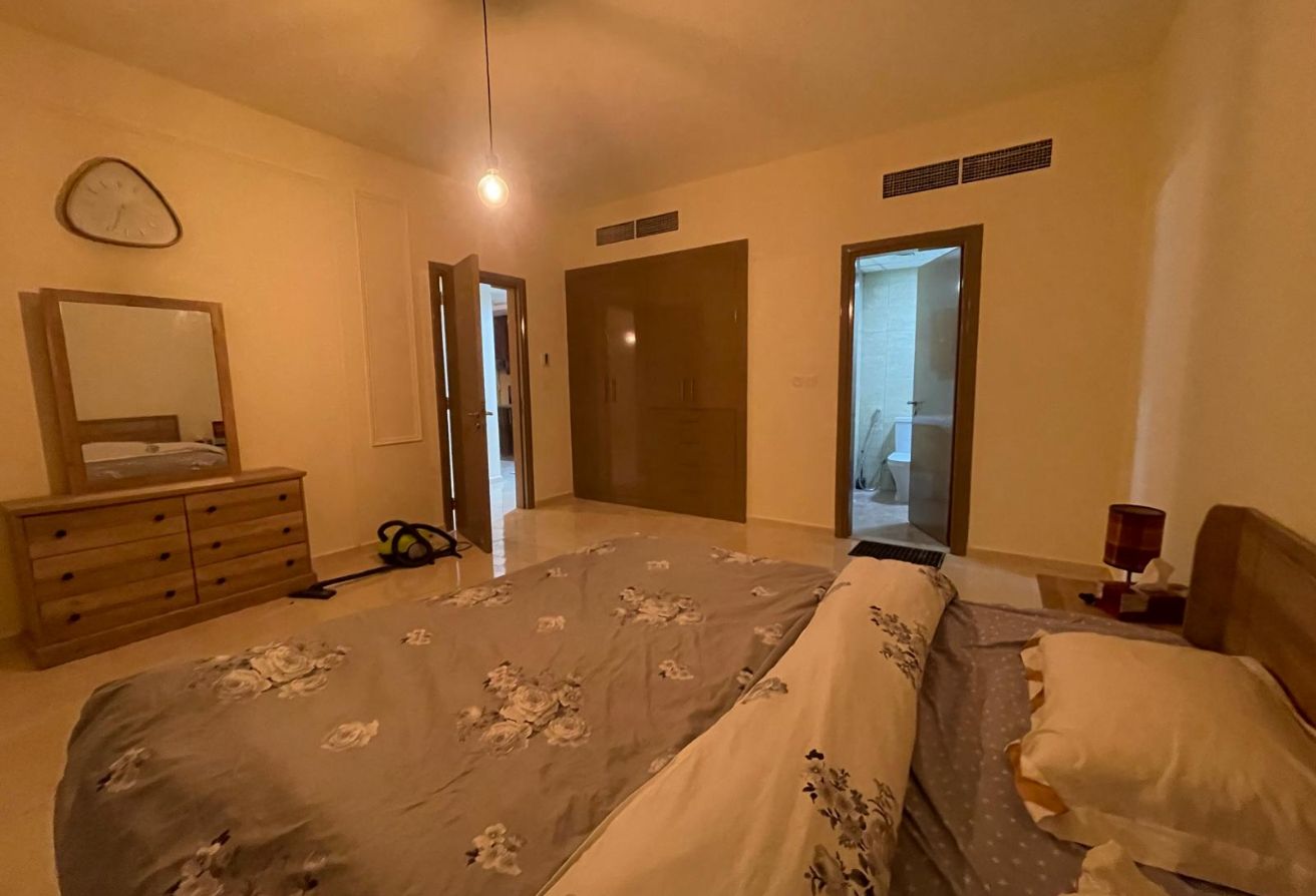 GOOD DEAL WITH TITLE DEED 1BEDROOM NEAR TO ALMEERA thumbnail 9