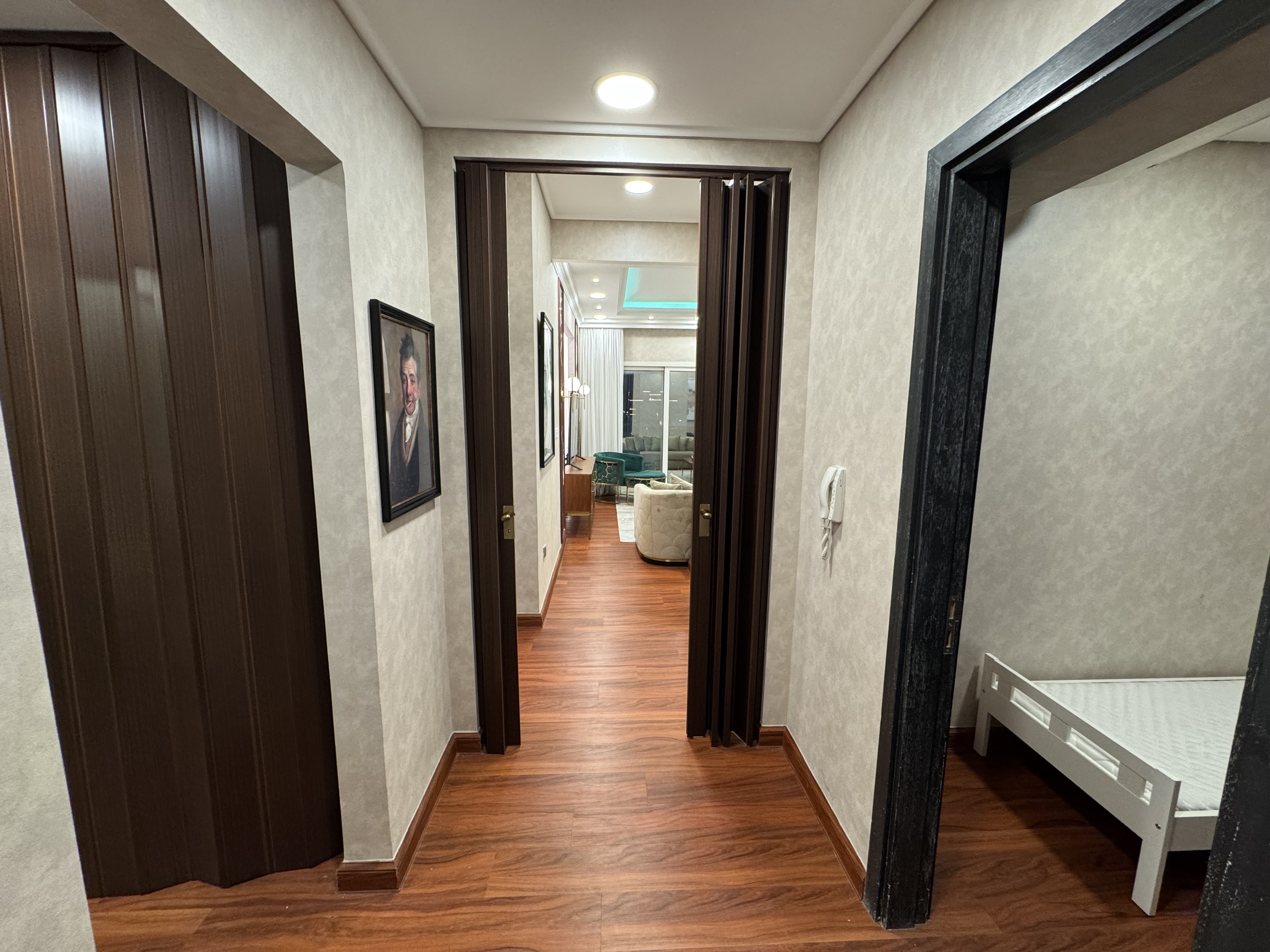 LUXURY 2BHK+MAID ROOM BRAND NEW FURNITURE +BALCONY thumbnail 2