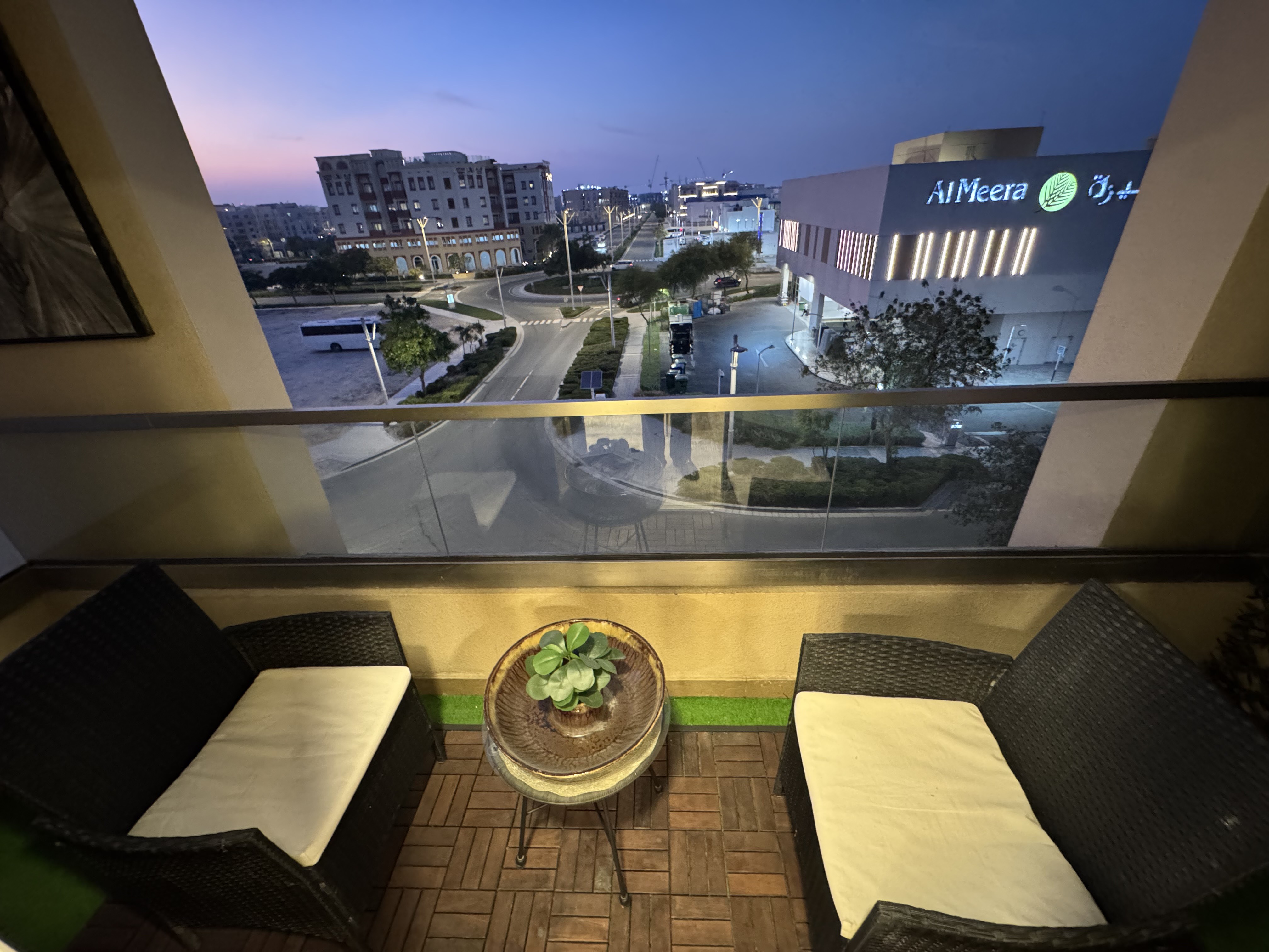 LUXURY 2BHK+MAID ROOM BRAND NEW FURNITURE +BALCONY thumbnail 10