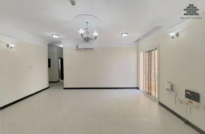 Apartment - 3 Bedrooms - 3 Bathrooms for rent in Anas Street - Fereej Bin Mahmoud North - Fereej Bin Mahmoud - Doha Apartment - 3 Bedrooms - 3 Bathrooms for rent in Anas Street - Fereej Bin Mahmoud North - Fereej Bin Mahmoud - Doha