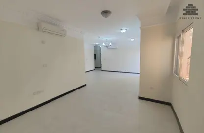 Apartment - 3 Bedrooms - 3 Bathrooms for rent in Anas Street - Fereej Bin Mahmoud North - Fereej Bin Mahmoud - Doha