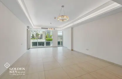 Apartment - 1 Bedroom - 2 Bathrooms for rent in Crystal Residence - Gewan Island - The Pearl Island - Doha