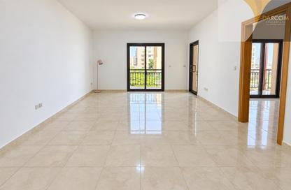 Apartment - 1 - 2 for rent in Al Tarfa Residences - Fox Hills - Lusail