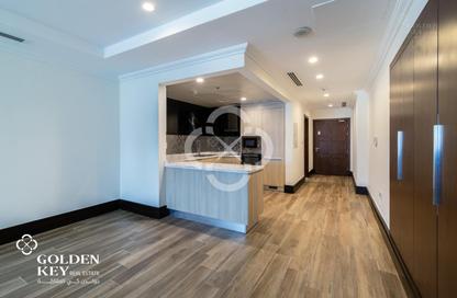 Apartment - Studio - 1 for rent in Viva West - Viva Bahriyah - The Pearl Island - Doha