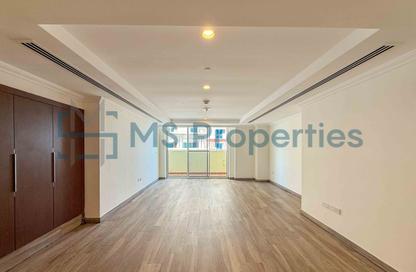 Apartment - Studio - 1 Bathroom for rent in Viva East - Viva Bahriyah - The Pearl Island - Doha