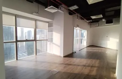 Office Space - 4 Bedrooms - 1 Bathroom for rent in Palm Tower A - Palm Towers - West Bay - Doha