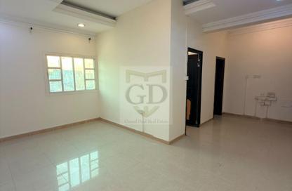 Apartment - Studio - 1 for rent in CAP 36 - Ain Khaled - Doha Apartment - Studio - 1 for rent in CAP 36 - Ain Khaled - Doha