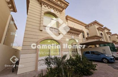 Compound - 3 Bedrooms - 4 Bathrooms for rent in Muraikh - AlMuraikh - Doha