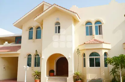 Villa - 3 Bedrooms - 3 Bathrooms for rent in Old Airport Road - Old Airport Road - Doha