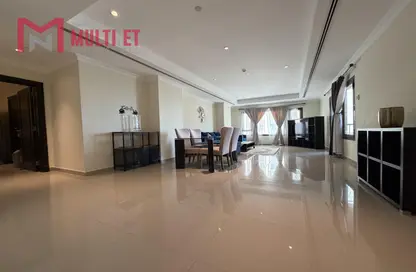 Apartment - 1 Bedroom - 2 Bathrooms for rent in East Porto Drive - Porto Arabia - The Pearl Island - Doha