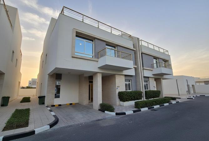 54296241 - صورة العقار 2