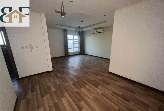 2P5zqlzxtlg - Property Main Image