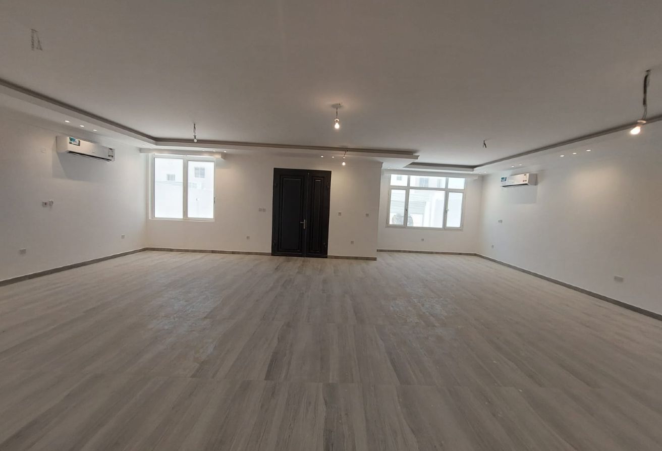 **6-BHK Luxury Villa for Sale in Al Thumama | QAR