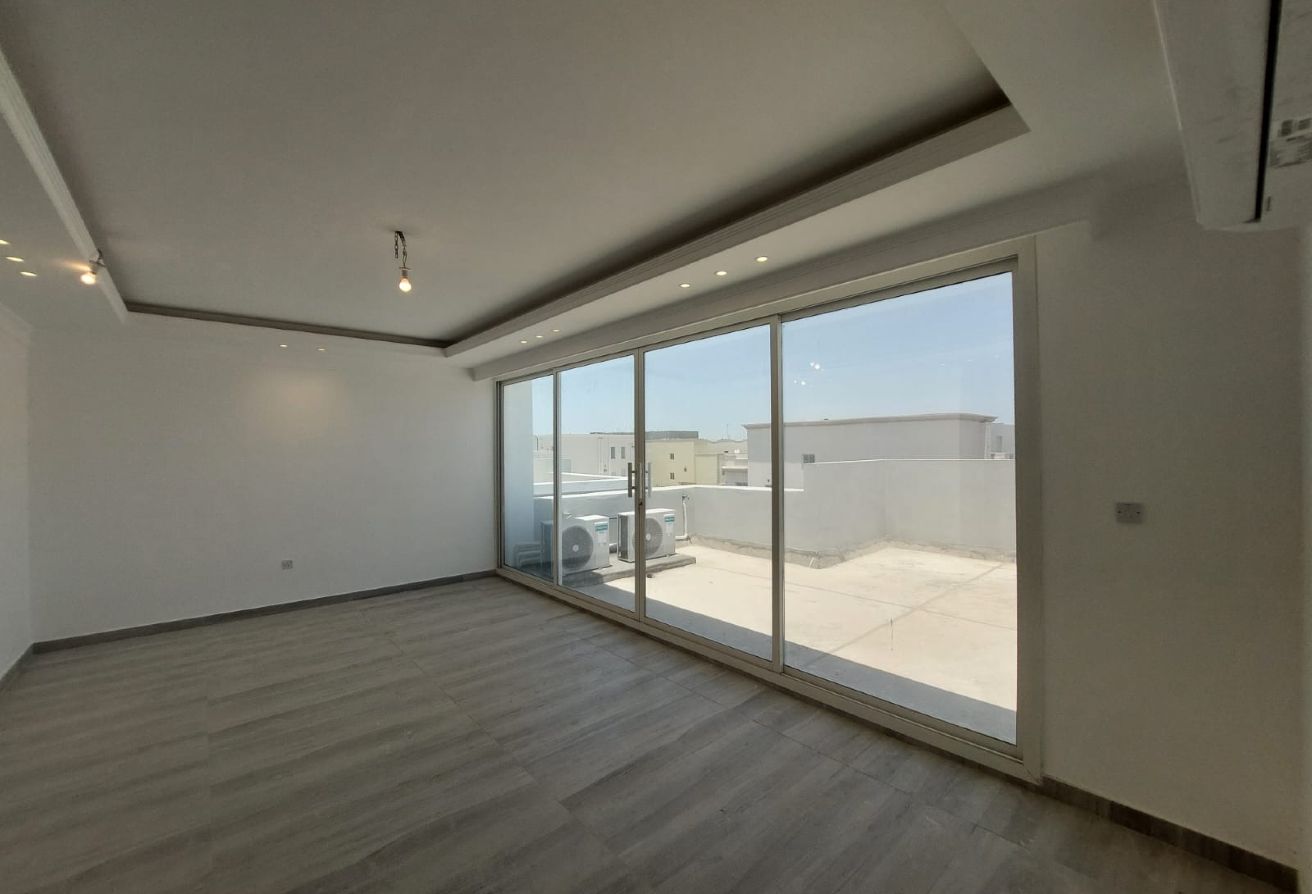 **6-BHK Luxury Villa for Sale in Al Thumama | QAR thumbnail 20