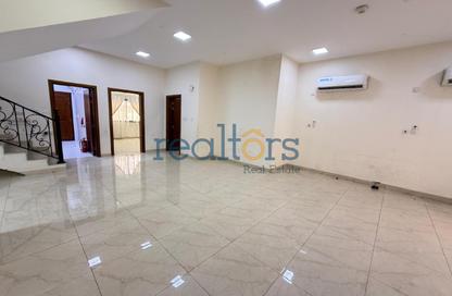 مجمع سكني - 5 غرف نوم - 4 حمامات للايجار في شارع المرخية - المرخية - الدوحة مجمع سكني - 5 غرف نوم - 4 حمامات للايجار في شارع المرخية - المرخية - الدوحة