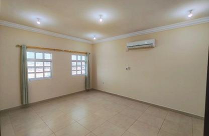 Apartment - 2 Bedrooms - 2 Bathrooms for rent in Down Town - Down Town - Al Khor