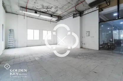 Shop - Studio - 2 Bathrooms for rent in Al Sadd Road - Al Sadd - Doha