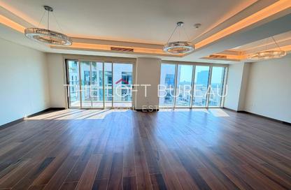 Apartment - 4 Bedrooms - 5 Bathrooms for rent in Crystal Residence - Gewan Island - The Pearl Island - Doha Apartment - 4 Bedrooms - 5 Bathrooms for rent in Crystal Residence - Gewan Island - The Pearl Island - Doha