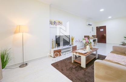 Apartment - 1 Bedroom - 1 Bathroom for rent in Umm Ghwailina Comm - Umm Ghuwalina - Umm Ghuwailina - Doha