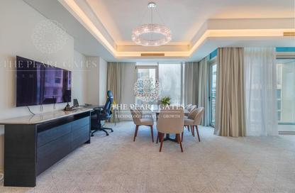 Apartment - 2 Bedrooms - 3 Bathrooms for sale in Crystal Residence - Gewan Island - The Pearl Island - Doha