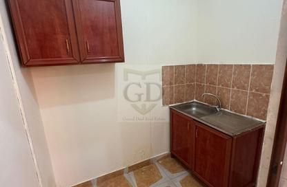 Apartment - Studio - 1 Bathroom for rent in Al Duhail - Doha