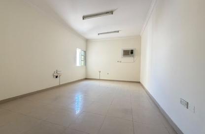 Apartment - 3 - 3 for rent in Bin Omran 35 - Fereej Bin Omran - Doha