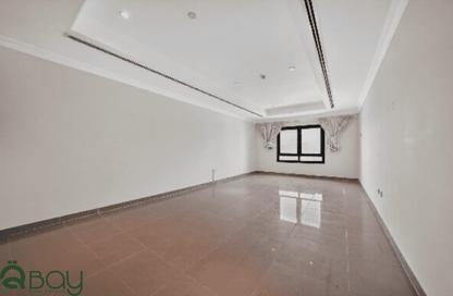 Apartment - 1 Bedroom - 2 Bathrooms for rent in East Porto Drive - Porto Arabia - The Pearl Island - Doha