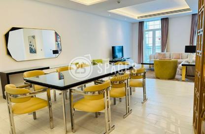 Apartment - 2 Bedrooms - 3 Bathrooms for rent in Floresta Gardens - Floresta Gardens - The Pearl Island - Doha