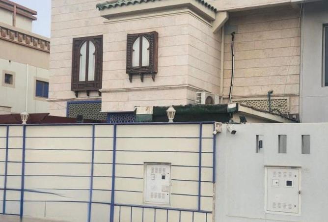 54491846 - Property Image 2