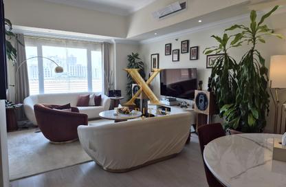 Apartment - 2 Bedrooms - 3 Bathrooms for sale in Tower 10 - Porto Arabia - The Pearl Island - Doha