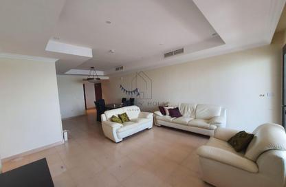 Apartment - 2 Bedrooms - 2 Bathrooms for sale in Marina Gate - Porto Arabia - The Pearl Island - Doha