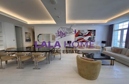 Apartment - 3 Bedrooms - 5 Bathrooms for rent in Floresta Gardens - Floresta Gardens - The Pearl Island - Doha