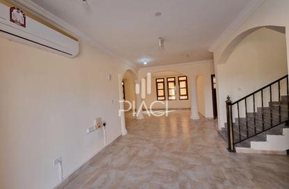 Villa - 5 Bedrooms - 5 Bathrooms for rent in Umm Salal Ali - Umm Salal Ali - Doha