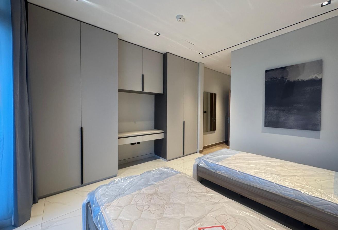 Penthouse for Sale – 2 BHK + Maid | 160 SQM Lusail thumbnail 9