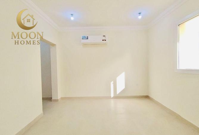 52318747 - Property Image 2