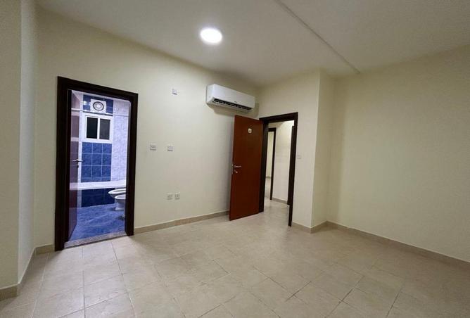 2OcHHNEGuG0 - Property Image 2