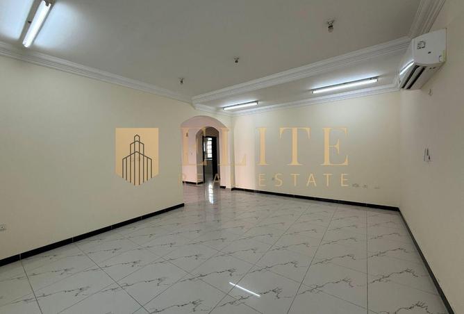 1022223 - Property Image 2